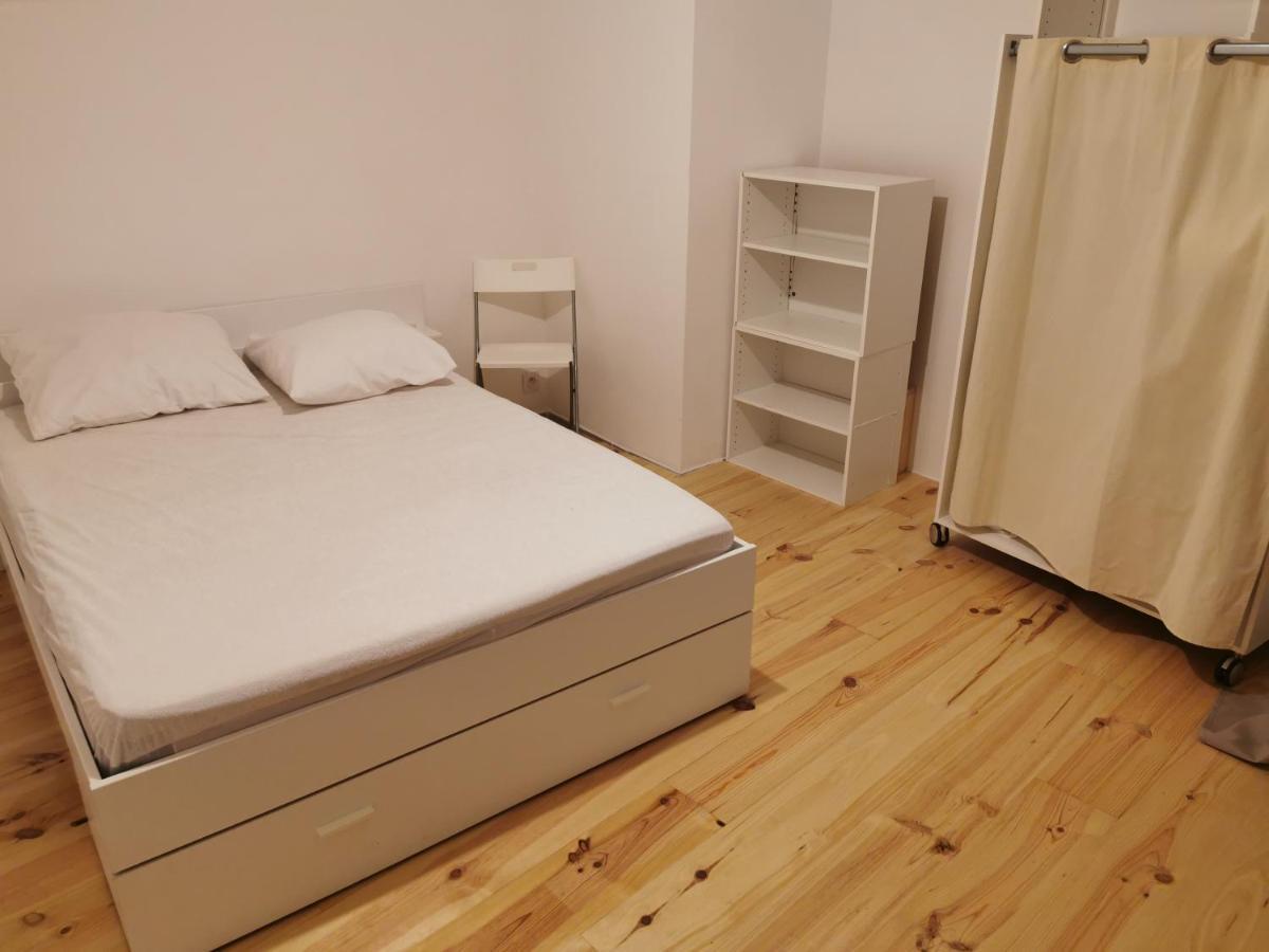 Joli Appartement Au Coeur Du Village Lorgues Exteriör bild